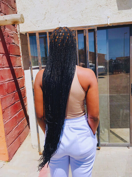 Knotless braids