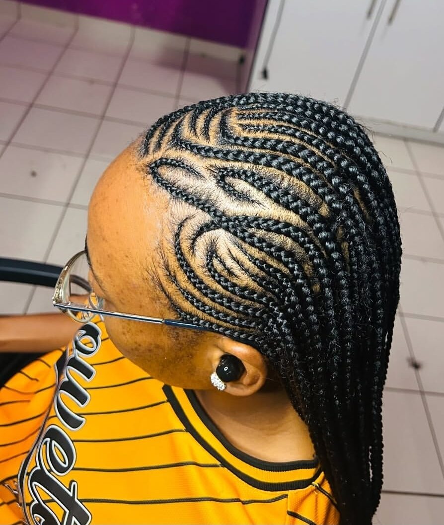 Swirl braid pattern, top view